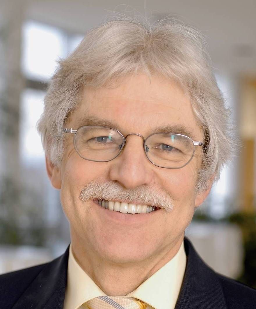 Portrait Dr. Ing. Dieter Huttenloher